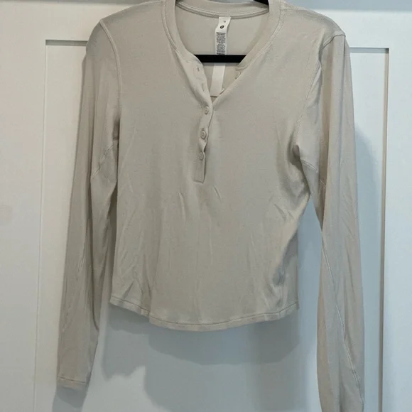 Lululemon Women's Cream Oat Long Sleeve Henley Top - Picture 4 of 5